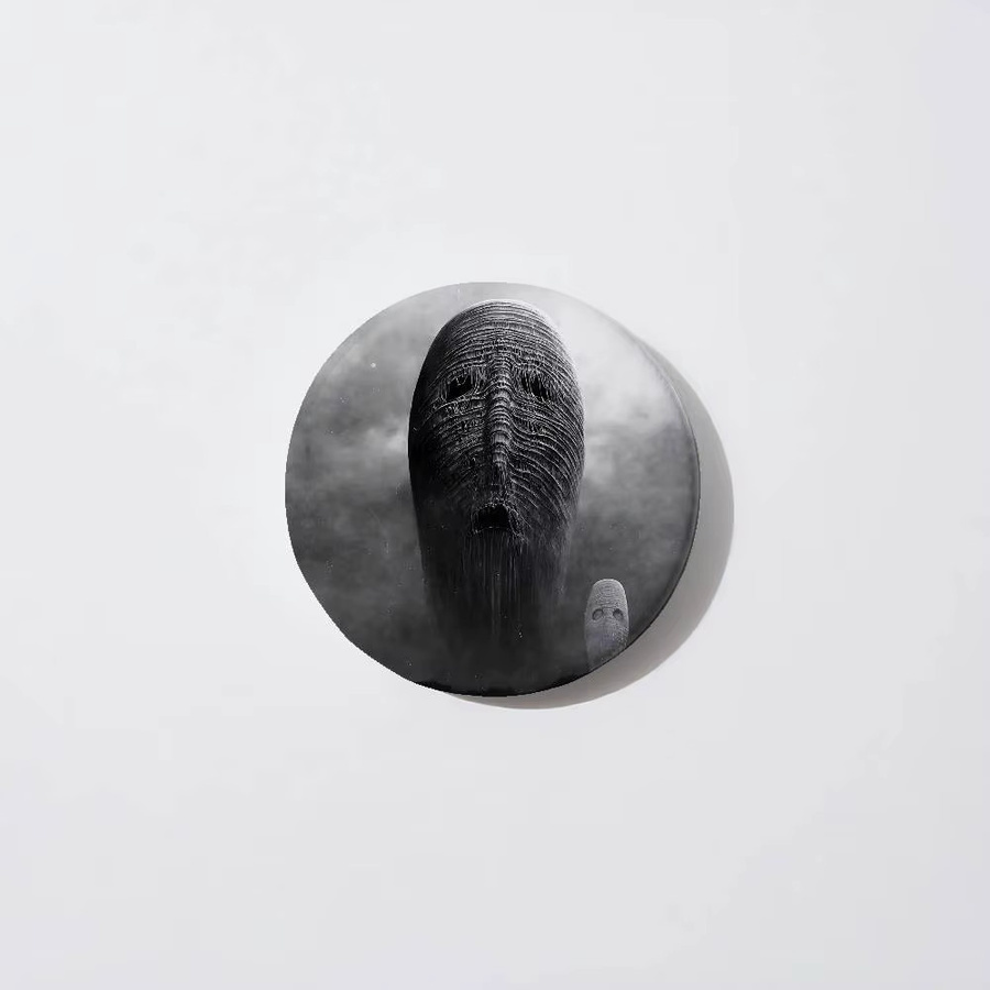 Z-Zdzislaw B-Beksinski Brosche, Ornamentnadel, rund - Bild 6