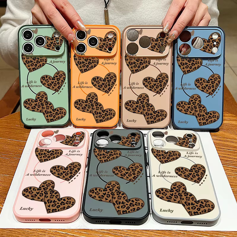 MOESOE Magnetische Handyhülle mit Leoparden-Herz-Muster für iPhone 17 Pro Max, 16, 15, 14, 13 Pro Max, kompatibel mit MagSafe Wireless Charging, Hart-PC Cover, Schwarz/Mehrfarbig - Bild 4