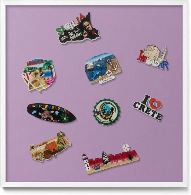 Tulup Magnettafel Magnetboard für Urlaubsmagnete, Pastellviolett mit weißem Rahmen, B/H: 50 x 50 cm - Bild 1