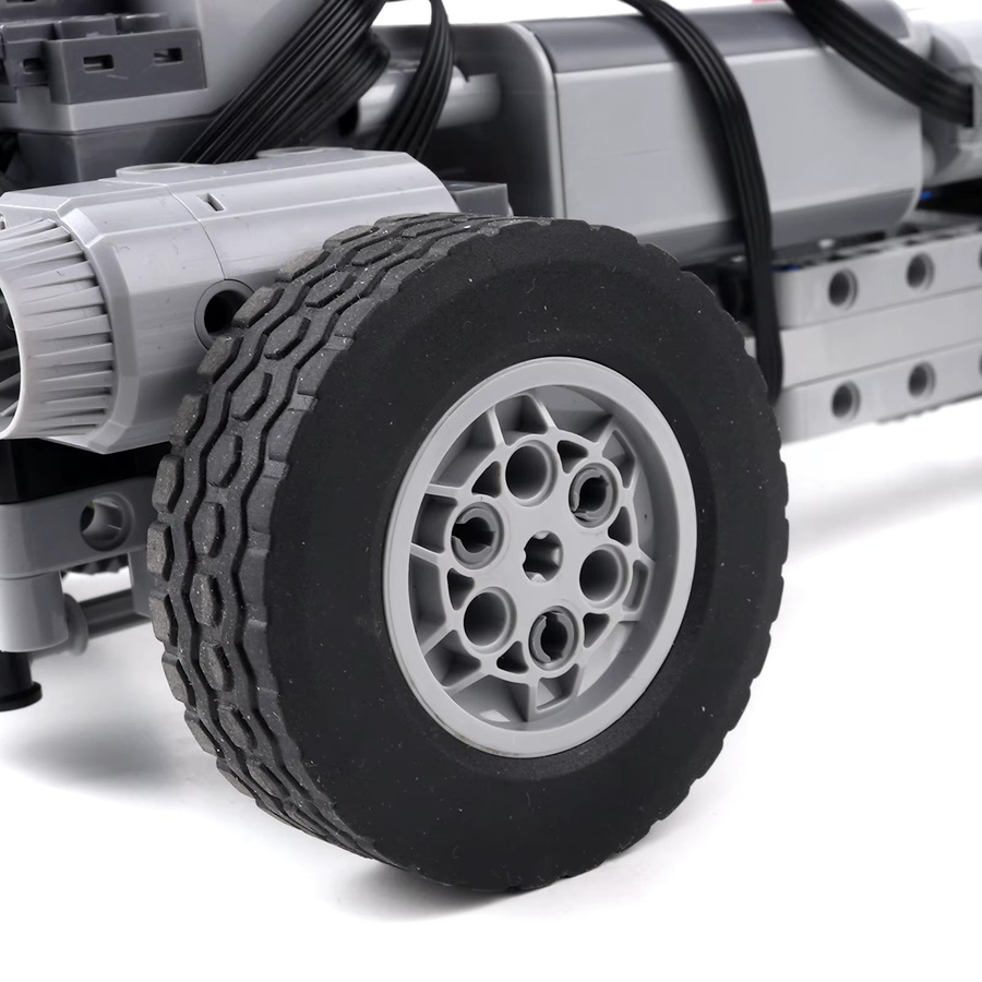 Wishiot Reifen und Räder Bausteine für technische Fahrzeugmodelle, Set mit 2/4/8 Stück, Durchmesser: 62,4 mm oder 75,1 mm, Breite: 20 mm oder 28 mm, DIY MOC Spielzeug Zubehör aus Kunststoff - Bild 1