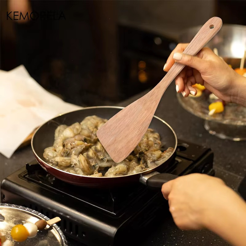 KEMORELA Holzspatel aus Holz in Braun, hitzebeständig und antihaftbeschichtet für Kochen, Grillen und Backen - Bild 2