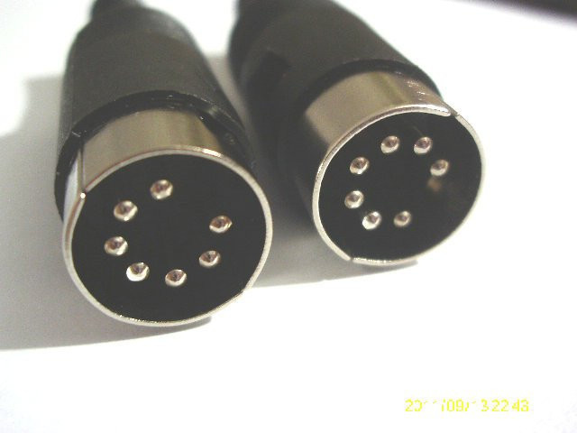 50 Stück DIN 7-Pin Stecker mit Kunststoffgriff in Schwarz - Bild 1