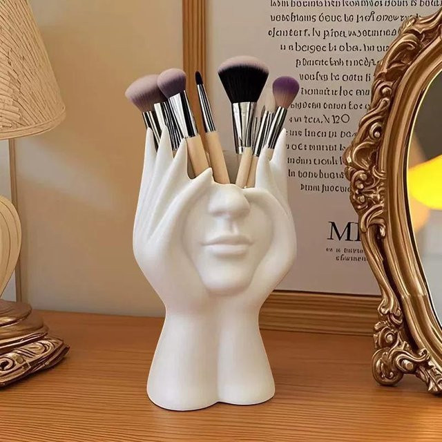 Multifunktionaler Make-up-Pinselhalter und Büro-Organizer in Weiß aus Kunststoff und Keramik - Bild 1