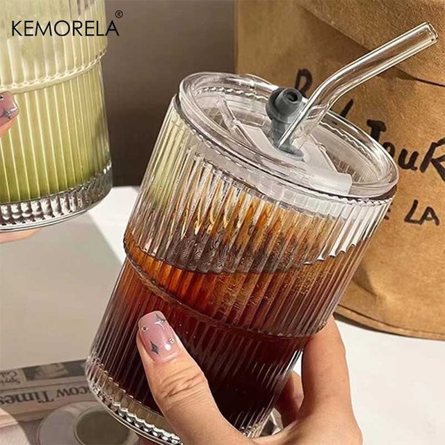 KEMORELA Streifen Glas Tasse mit Deckel und Stroh, transparent, 380 ml - Bild 1