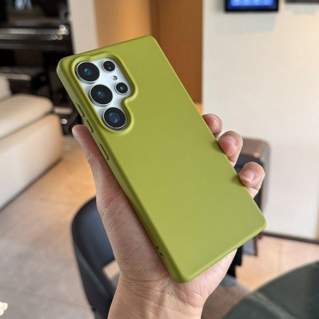 Matte Flüssigsilikonhülle für Samsung Galaxy S25 Ultra S24 S23 S22 Plus – Weiche und dünne Schutzhülle in Schwarz oder Grün - Bild 1