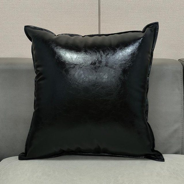 Dekorativer Kissenbezug aus Kunstleder von JMG Clothing in Schwarz, B/H: 50 x 70 cm - Bild 1