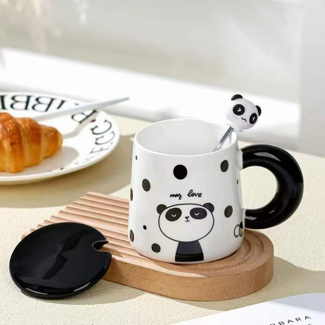 Yiran Furniture Keramiktasse mit Panda-Motiv und Löffel, Weiß, 350,5 ml - Bild 1