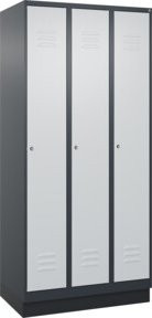 C+P Spind Classic PLUS Garderobenschrank mit Sockel, 3 Abteile, Zylinderschloss und 3 Garderobenhaken, Farbe: Anthrazit/Grau/Schwarz, H x B x T: 195 x 90 x 50 cm - Bild 1