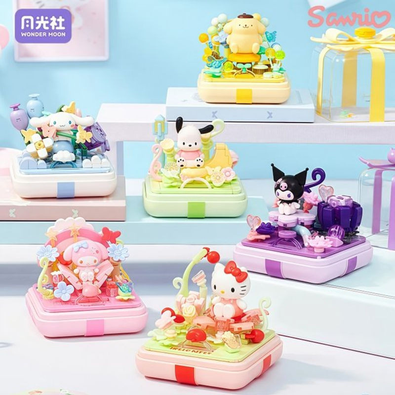 Sanrio Baustein Ring Box mit Hello Kitty, Kuromi und My Melody als dekoratives Spielzeug-Ornament aus Kunststoff, mehrfarbig - Bild 1