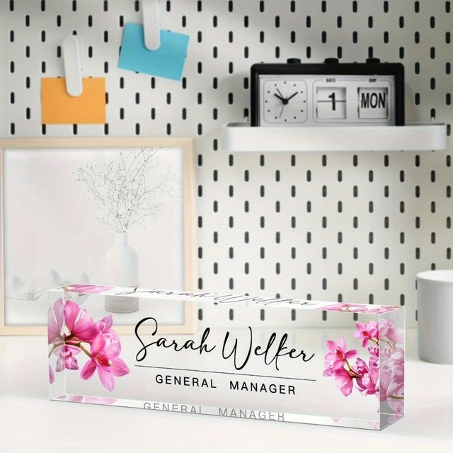 Personalisiertes Acryl-Schreibtisch-Namensschild von Hello Young in Transparent mit rotem floralem Design - Bild 1