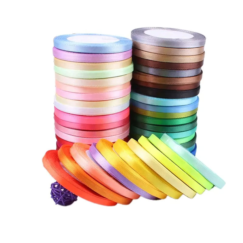 DJIY Seidensatinband für Bastelarbeiten und Accessoires, Breite: 0,6 cm, Länge: 22,86 m, Farben: Rot und Mehrfarbig - Bild 1
