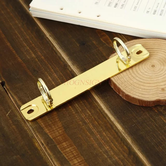 Goldener Metall Foldback Clip für Loseblatt-Notebooks mit Zwei-Loch-Bindung - Bild 1