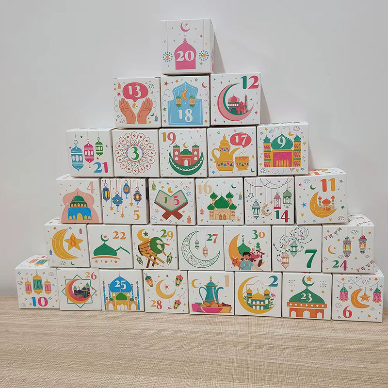 30 Stück Eid Mubarak Candy Boxen aus Papier, mehrfarbige quadratische Geschenkkartons mit orientalischem Floral-Design für Ramadan und Eid Al Adha - Bild 2