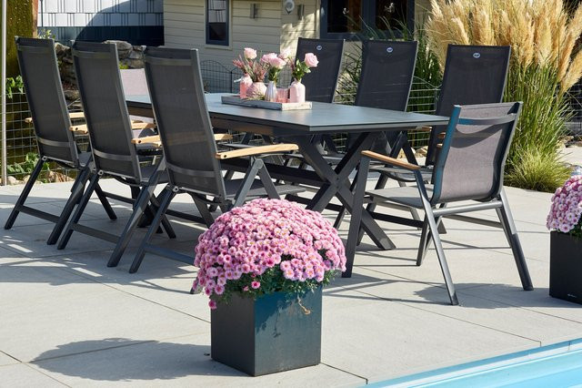 Hartman Xanadu Aruba Garten-Essgruppe aus Aluminium und Teak mit Glaskeramik-Tisch, 2 Dining Sessel und 6 Klappstühlen, Farbe Xerix/Natur, ausziehbar, B/T/H: 160 x 100 cm bis 220 x 100 cm - Bild 1