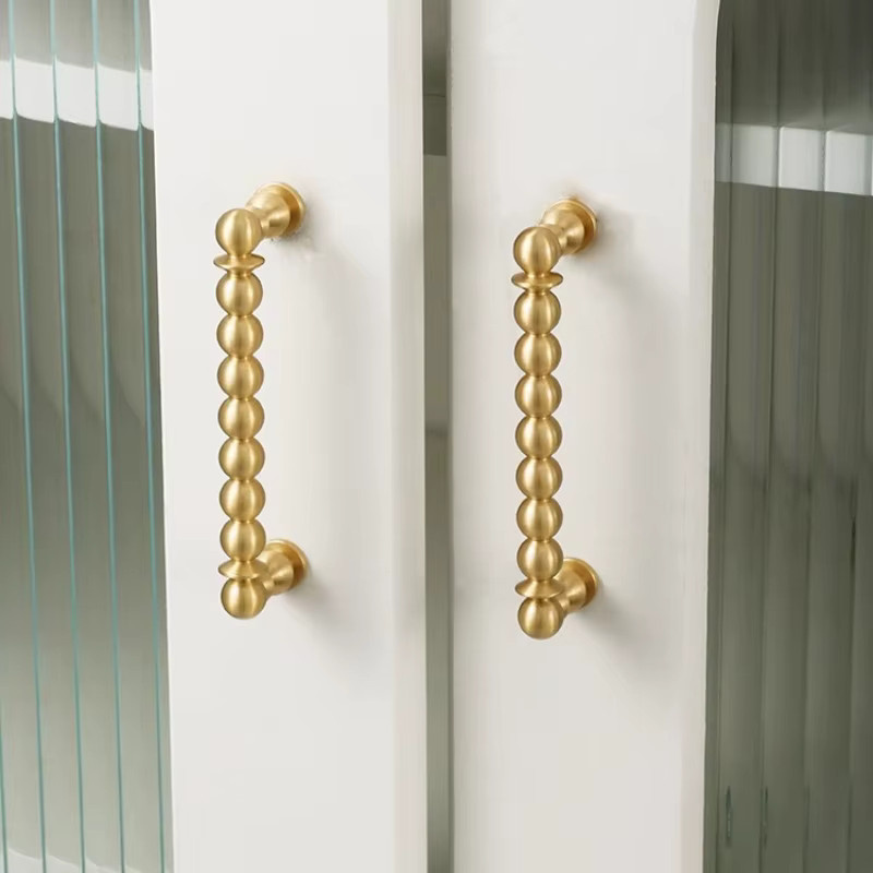 Luxuriöser Messing-Schrankgriff und Schubladenknopf von Diana's Hardware in Gold - Bild 2