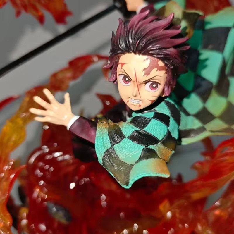 Bandai Demon Slayer Tanjiro Kamado Action Figur mit Feuer Drache Motiv in Multicolor, Höhe: 22,0 cm - Bild 5