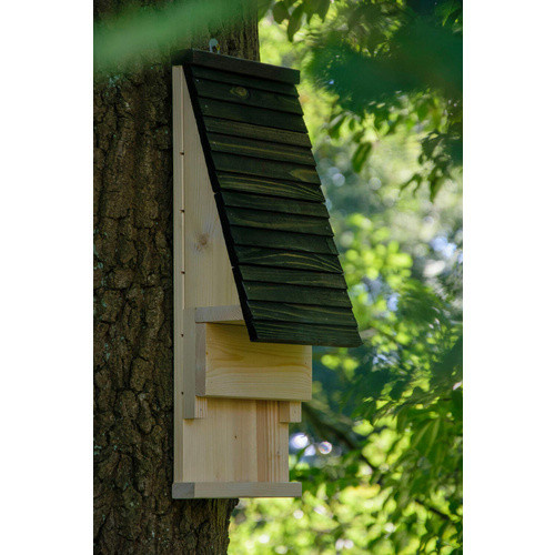 DOBAR Fledermauskasten aus Holz in Schwarz als Nisthilfe zum Aufhängen mit Belüftungsschlitzen - Bild 2