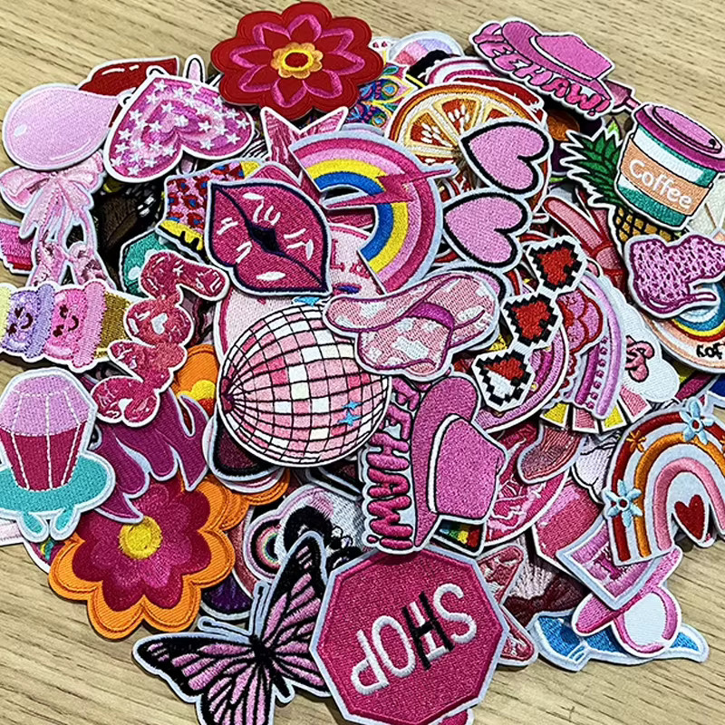 Prajna Lippenhut-Blumen-Aufnäher in Pink und Multicolour als Stickerei-Applikation zum Aufbügeln für deine Kleidung und DIY-Nähprojekte - Bild 1