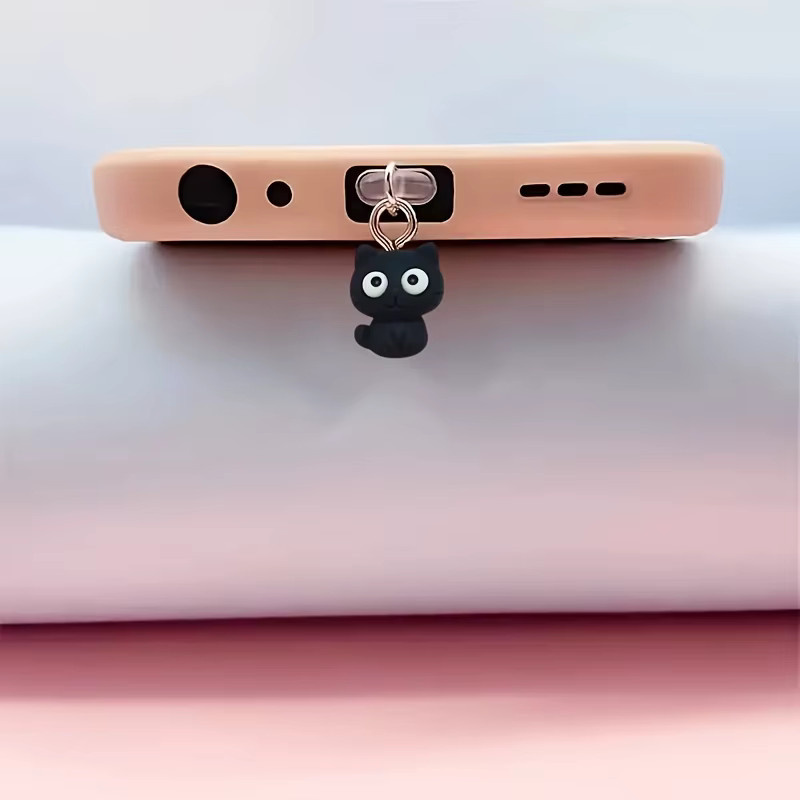 Handgefertigter Handy-Staubschutzstecker in Katzenform in Schwarz zum Schutz des Ladeanschlusses - Bild 2