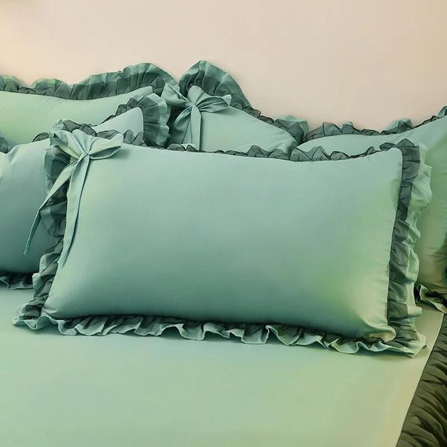 2er-Set Prinzessinnen-Kissenbezüge mit Rüschen von Yiran Furniture in Grün, Rechteckig, B/H: 48 x 48 cm - Bild 1