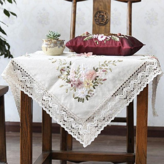 CUCU DIY Stickerei-Set für quadratische Tischdecke in Grauweiß, inklusive Sticknadel, Garn und Stoff, B/B: 90 x 90 cm - Bild 1