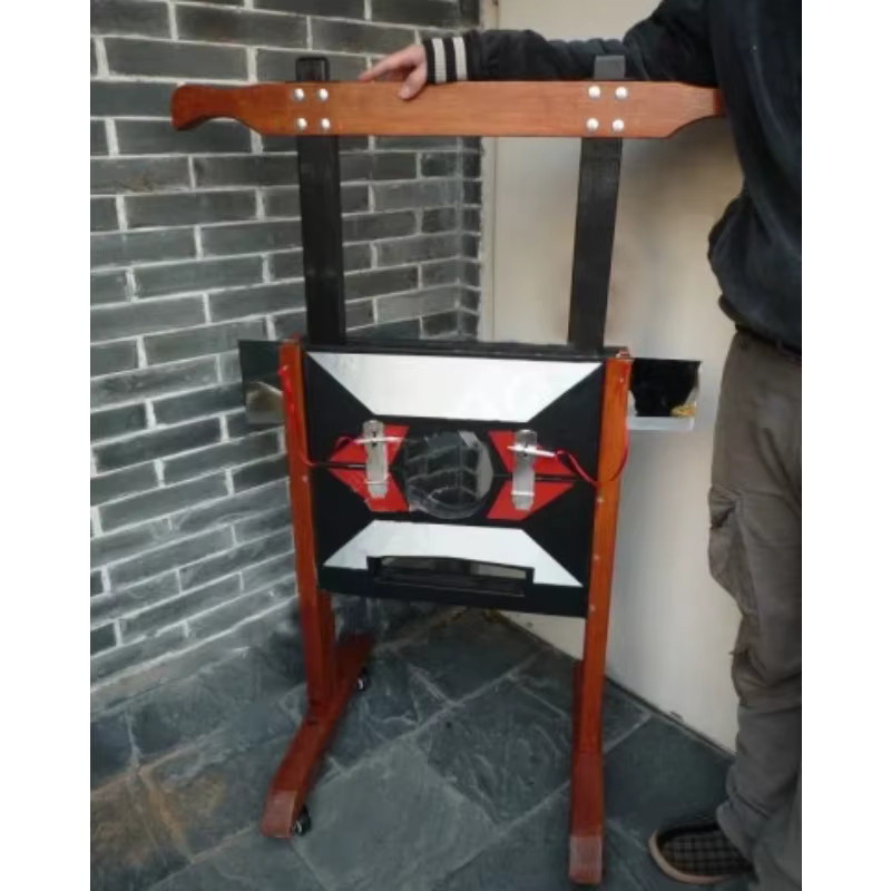 Enjoyer Deluxe Kopfchopper, Bühnenrequisiten, Holz - Bild 2