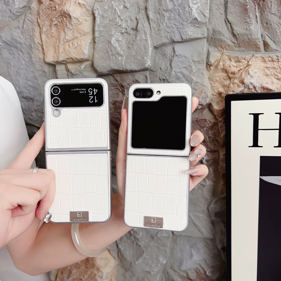 JINHR Schutzhülle aus Kunstleder mit Krokodilmuster für Samsung Galaxy Z Flip6, Z Flip5 und Z Flip4 in Beige - Bild 2