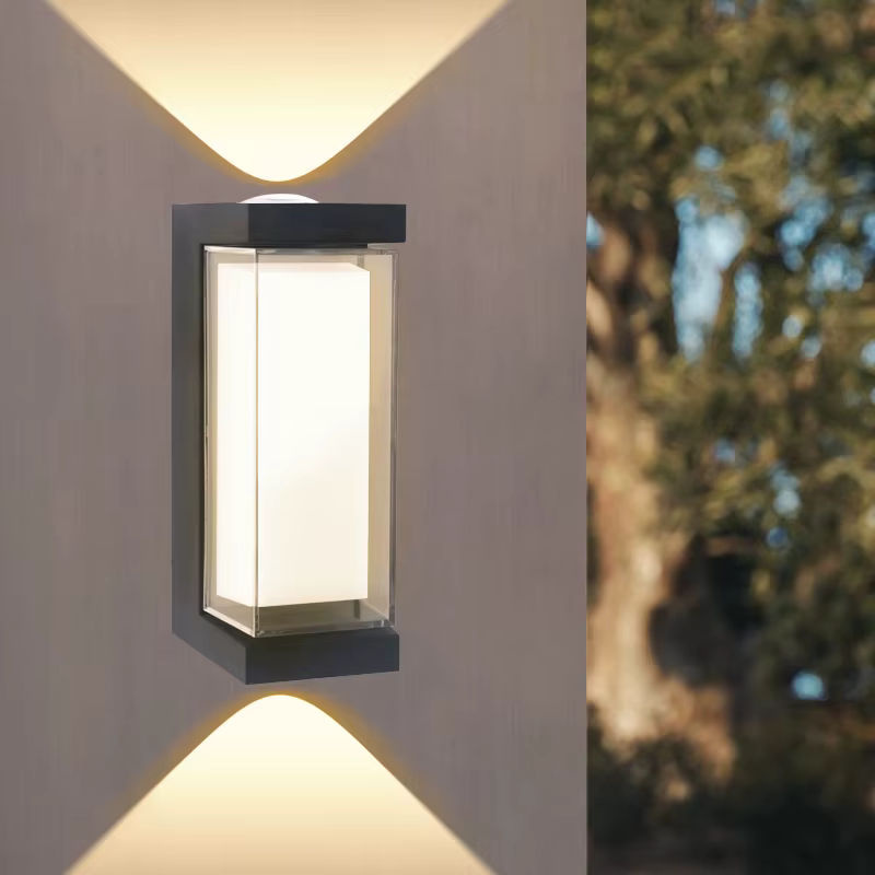 EnwYe Moderne LED Outdoor Wandleuchte Up-Down in Schwarz aus Metall und Glas für Garten, Balkon und Terrasse mit warmweißem Licht - Bild 2