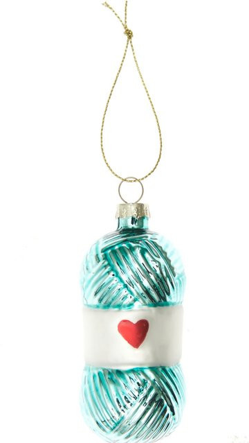 Rico Design Weihnachtsglaskugel Wollknäuel Herz in Grün - Bild 1