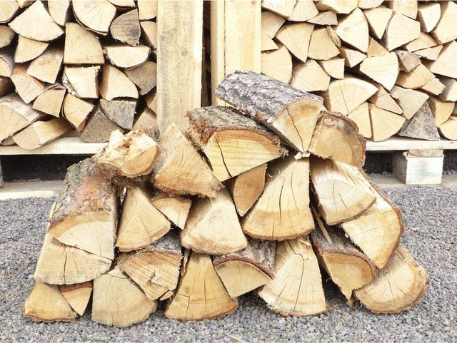 Eiche Feuerholz Kaminholz Brennholz trocken Premiumqualität 30 kg - Bild 1