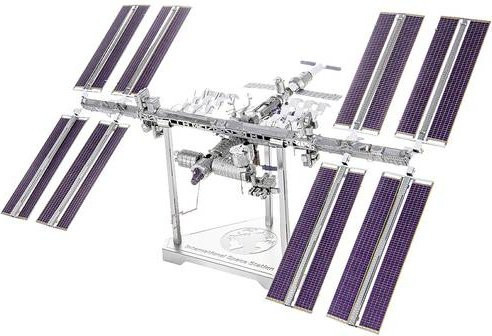 Metal Earth Iconx International Space Station ISS Metallbausatz aus Stahlblech - Bild 1