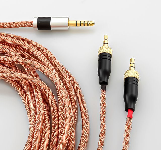 Sony Upgrade Audiokabel aus 16-adrigem Kupfer mit 3,5 mm Klinkenstecker für MDR-Z1R, MDR-Z7 und MDR-Z7M2 Kopfhörer - Bild 1