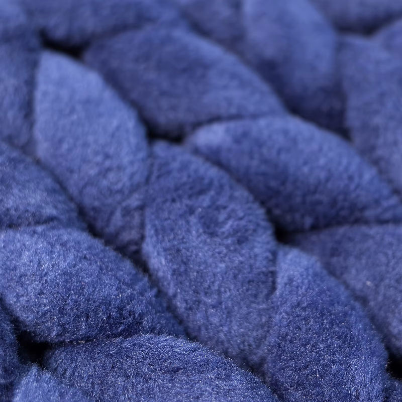 Gewichtete Decke von JUANNAI in Queen-Size, handgestrickte Minky Chunky Decke aus Polyester, Blau, weich und atmungsaktiv - Bild 4