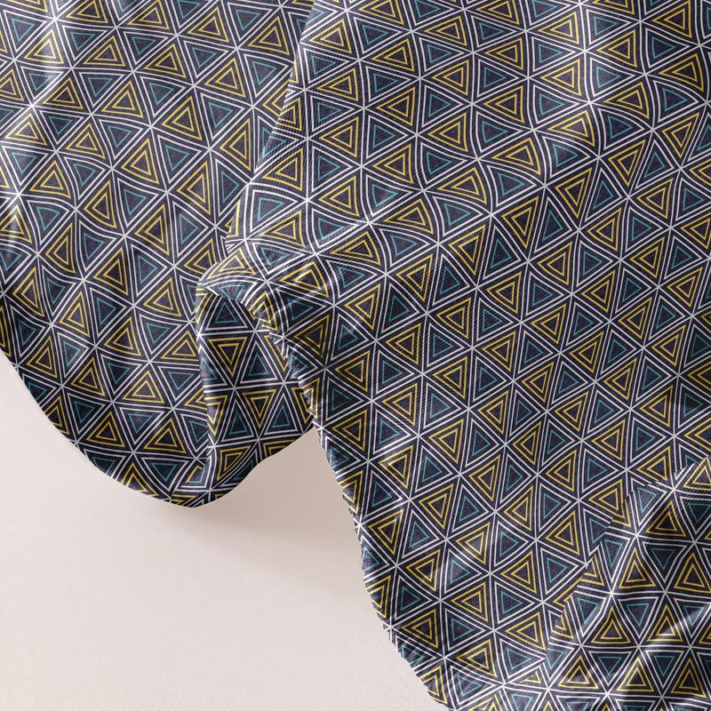 Modernes Spannbettlaken mit Geometrie-Muster aus Polyester, B/B: 71 x 132 cm - Bild 3