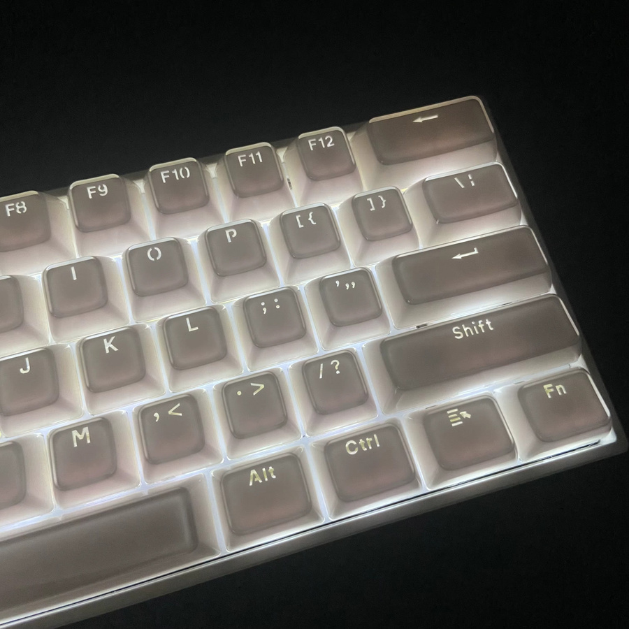 White Jelly Keycaps mit Hollow Characters Top Print für mechanische Tastaturen MX Switch 60% 75% TKL 96% 100% Layout in Weiß - Bild 4