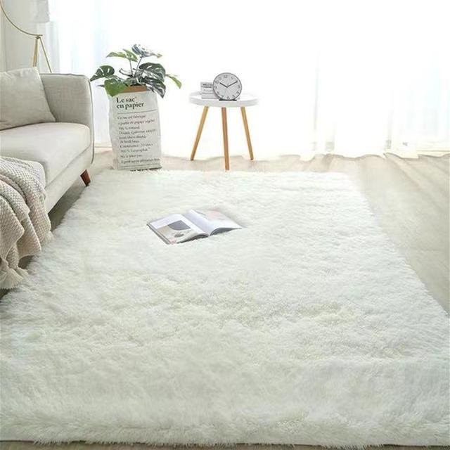 Weißer Plüschteppich aus Polyester für Wohnzimmer und Schlafzimmer, flauschige Anti-Rutsch Matte, B/T: 200 x 180 cm - Bild 1