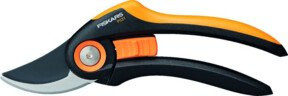 Fiskars Bypass-Gartenschere Plus P521 in Schwarz-Orange mit Stahlklingen und gepolsterten Griffen - Bild 1