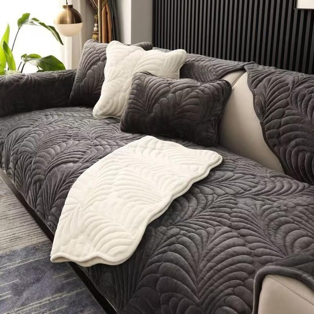 Milchsamt Ganzjahres-Sofakissen aus Plüsch in Grau, Nordischer Stil, rutschfest und waschbar, B/T/H: 70 x 70 x 70 cm - Bild 1