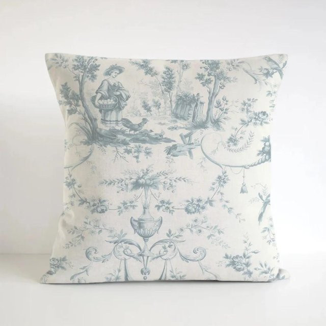 Dekorative Toile de Jouy Kissenhülle von JMG Clothing in Weiß mit floralem Muster, B/T: 45 x 45 cm - Bild 1