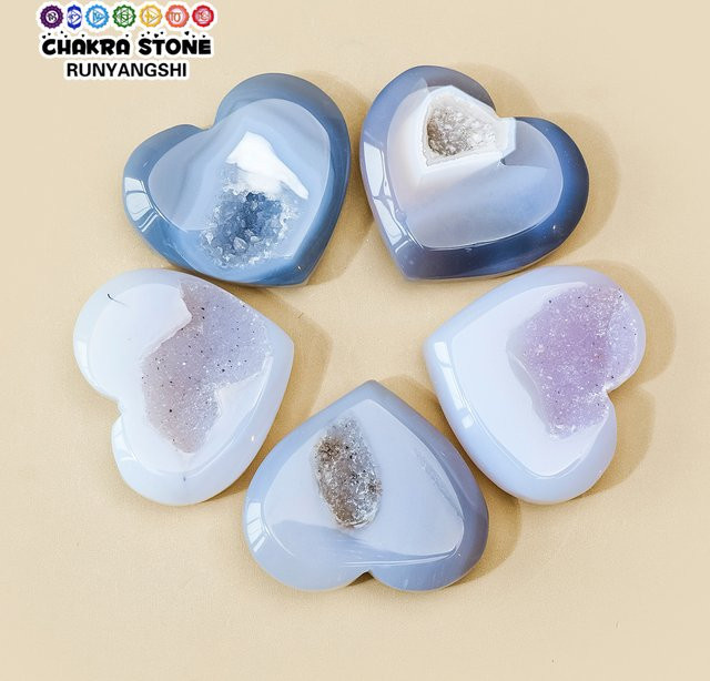 Runyangshi Natürlicher Achat-Geode Herz-Kristallcluster als rohes Stein-Ornament zur Dekoration - Bild 1