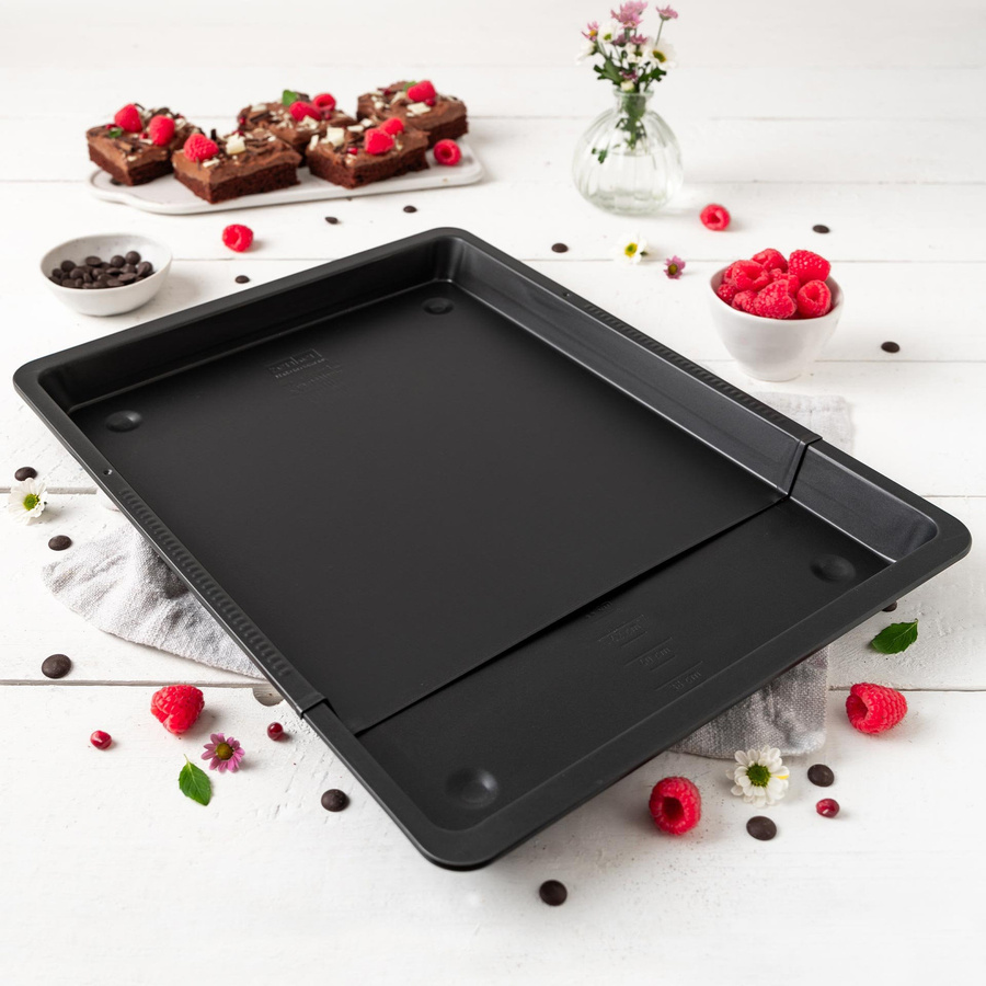 Zenker Backblech Perfect Black+ aus Stahl, ausziehbar, Schwarz, nicht klebend - Bild 2