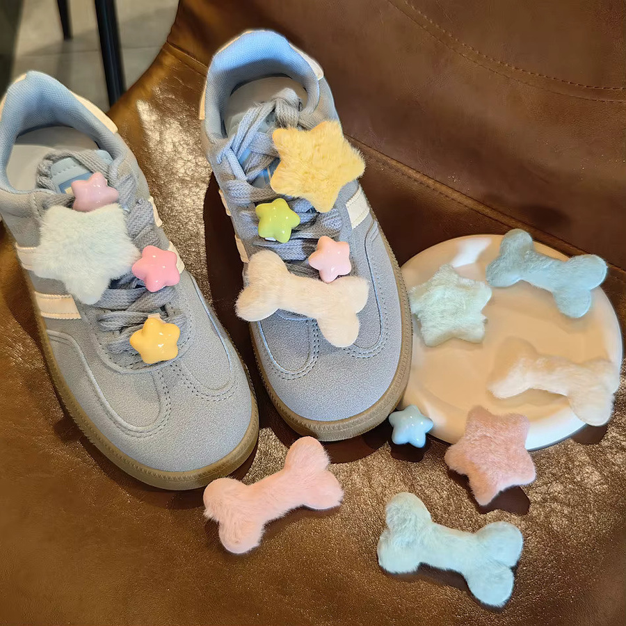 SMATLELF Charms Stern & Knochen, Plüsch, Sneaker Zubehör - Bild 2