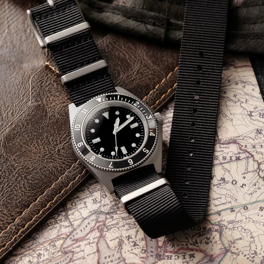 Watchdives Armbanduhr, Edelstahl, Quarz, Saphirglas, Schwarz, Herren - Bild 3
