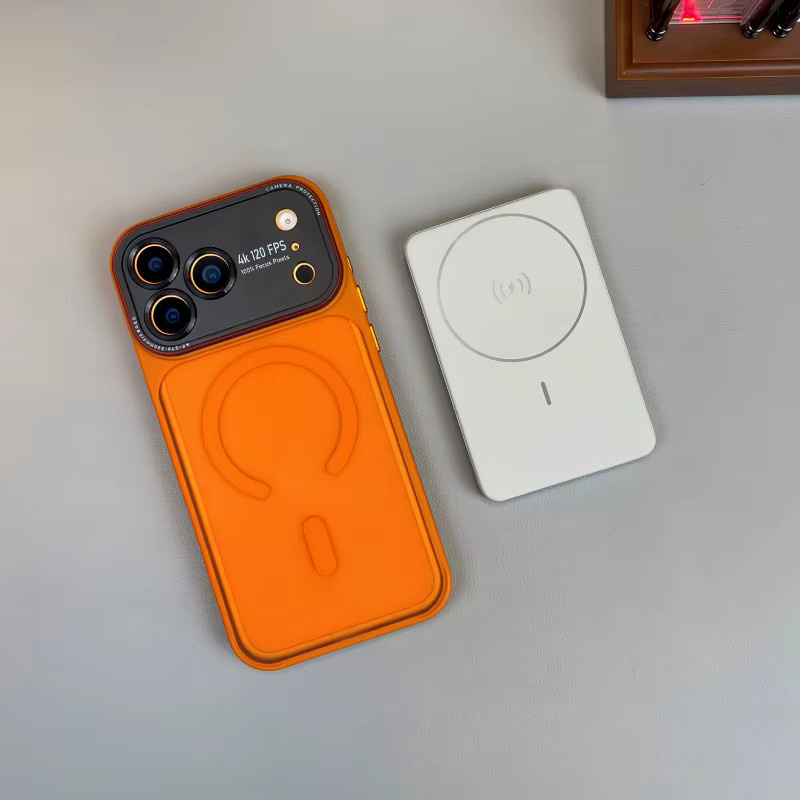 SUNWARD MagSafe Handyhülle für iPhone 14 15 16 Pro Max mit Metall-Linsenschutz und weichem Silikonrahmen, transparent mit Gold-Akzenten - Bild 3