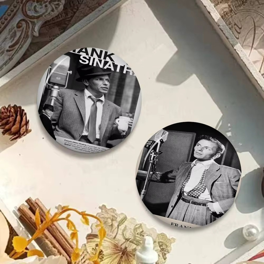 Icona Brosche Frank Sinatra, Weißblech, Unisex - Bild 4