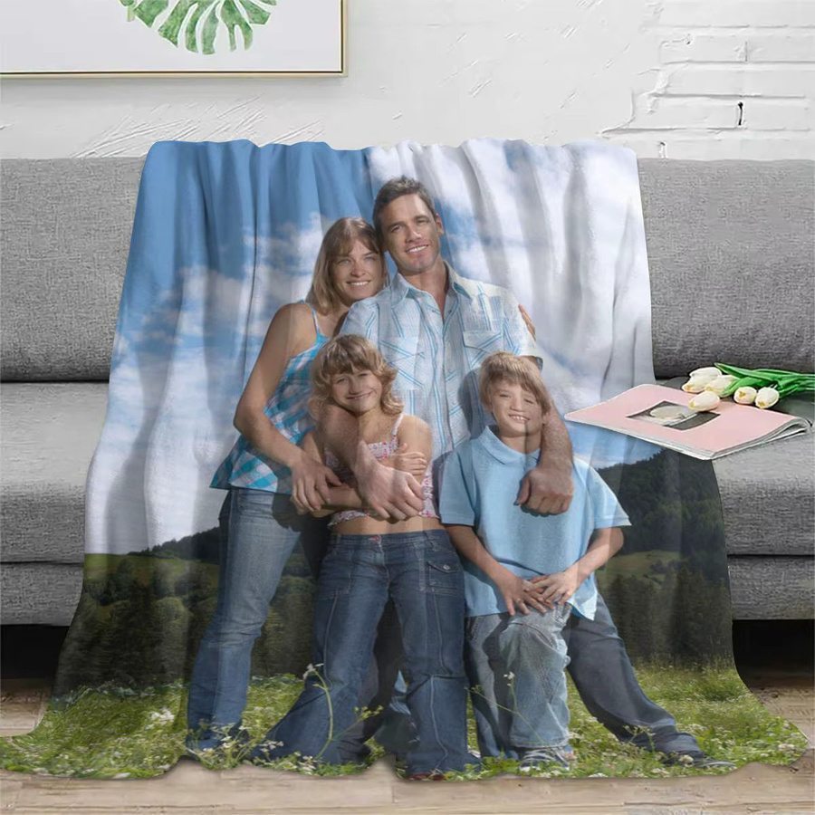 Personalisierte Fotodecke von SRH in Multicolour, individuelle Kuscheldecke mit eigenen Fotos für besondere Anlässe und Erinnerungen, B/B/H: 100 x 75 x 75 cm - Bild 3
