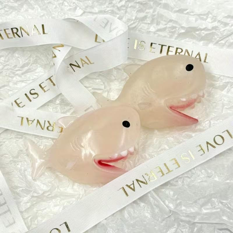 Topmix Haifisch-Quetschspielzeug, pink, farbwechselnd - Bild 1