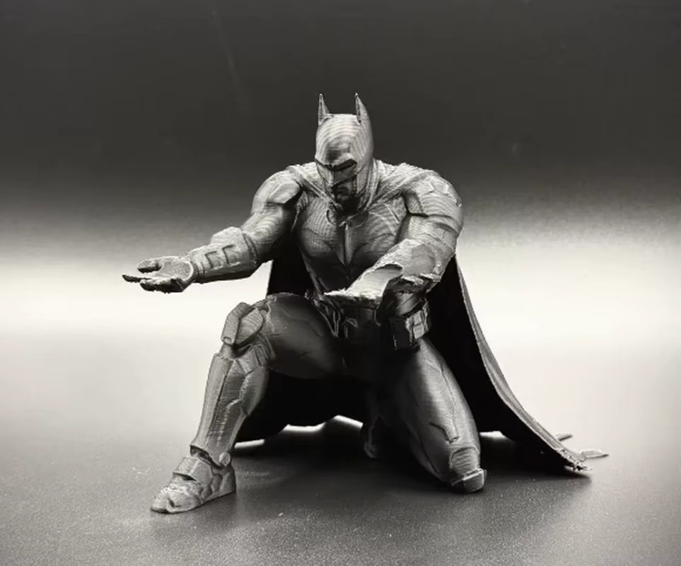 Hot Toys Fledermaus-Stifthalter aus Kunststoff in Schwarz für deinen Schreibtisch - Bild 1