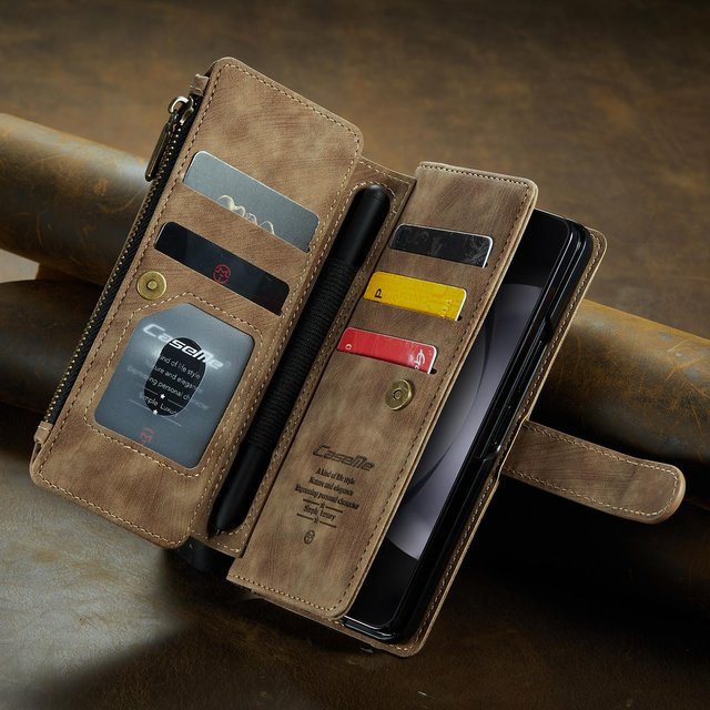 Samsung Galaxy Z Fold 5 Schutzhülle mit Kartensteckplatz in Braun - Bild 1