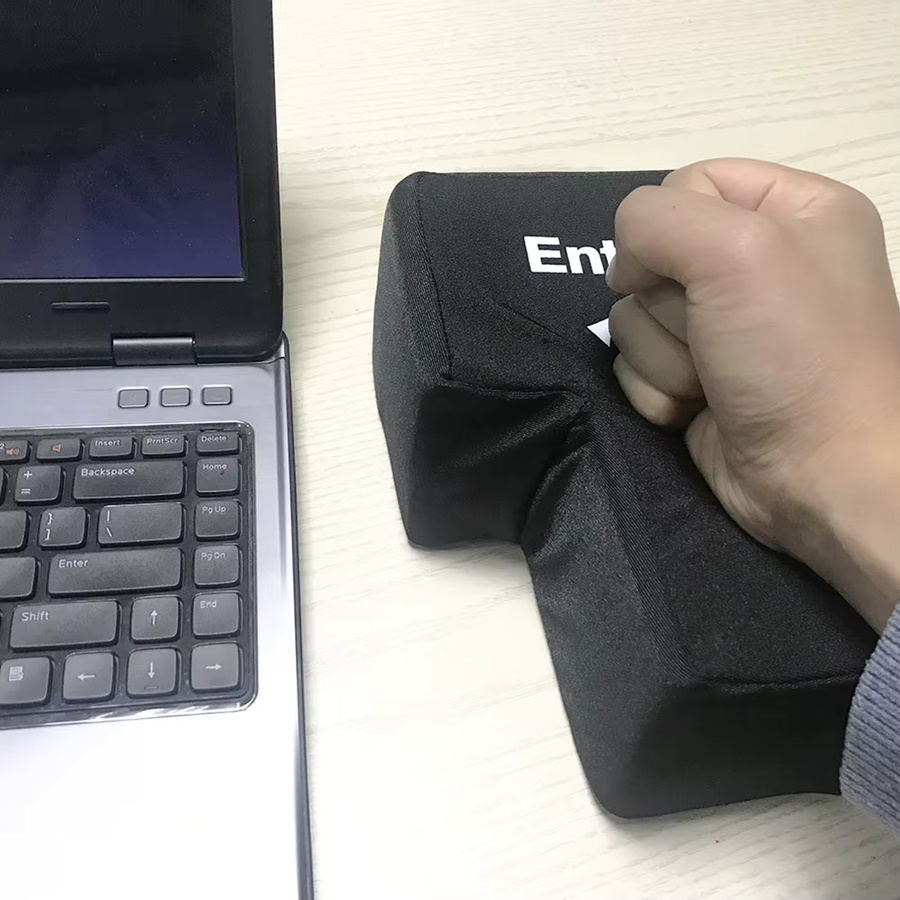 ALLOET Anti-Stress USB-Eingabetasten-Kissen für Programmierer, riesiger Tastaturknopf zur Entspannung, Schwarz - Bild 3